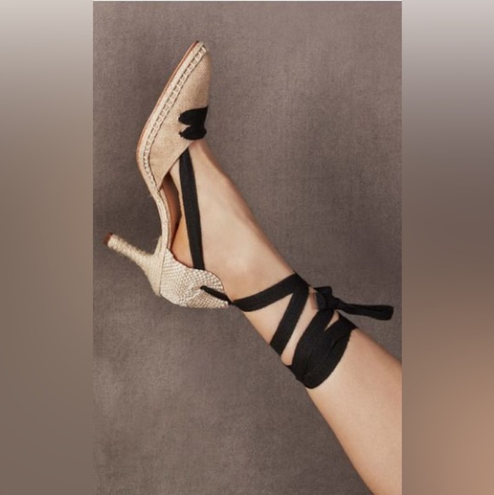 CASTANER BY MANOLO BLAHNIK Cream & Black Lace-Up Canvas Espadrilles Shoes Flat 8